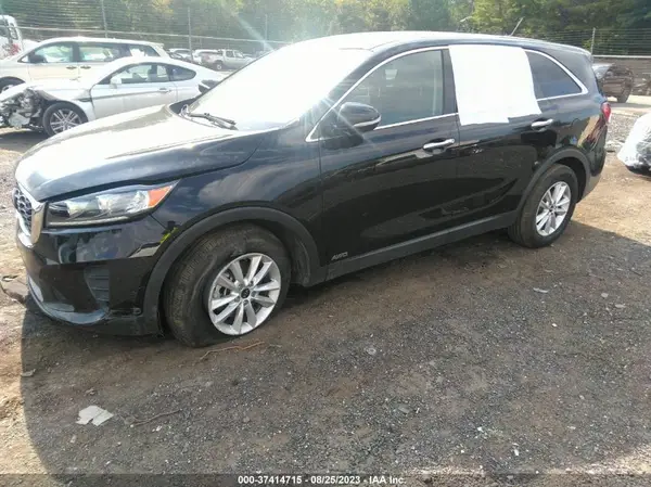 5XYPGDA38KG568665 2019 KIA SORENTO - Image 2