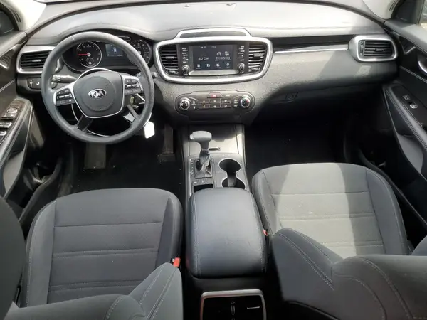 5XYPGDA38KG574658 2019 KIA SORENTO - Image 8