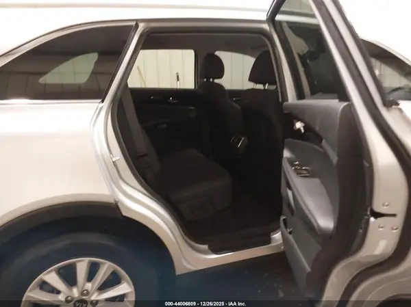 5XYPGDA38KG575051 2019 KIA SORENTO - Image 8