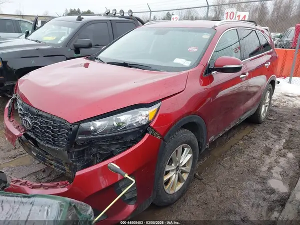 5XYPGDA38KG576104 2019 KIA SORENTO - Image 2