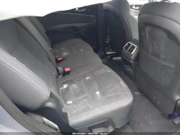 5XYPGDA38KG596224 2019 KIA SORENTO - Image 8