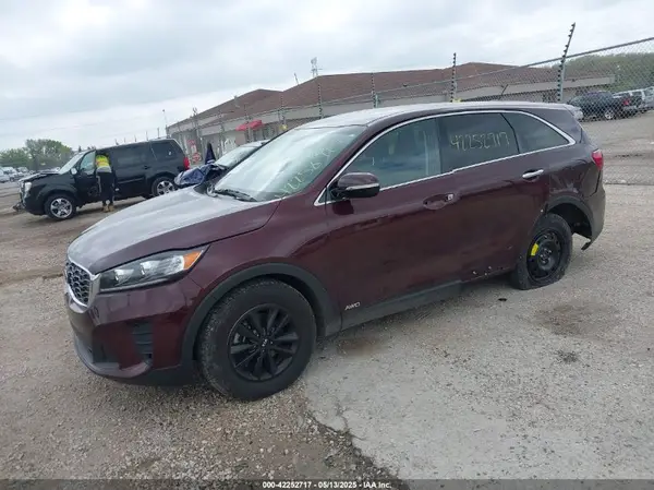 5XYPGDA38LG644919 2020 KIA SORENTO - Image 2