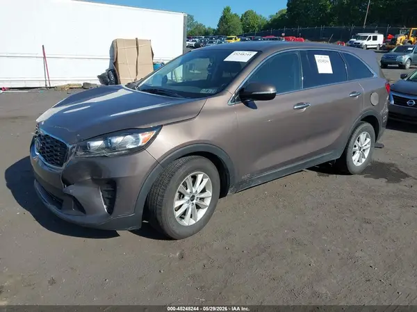 5XYPGDA38LG647951 2020 KIA SORENTO - Image 2