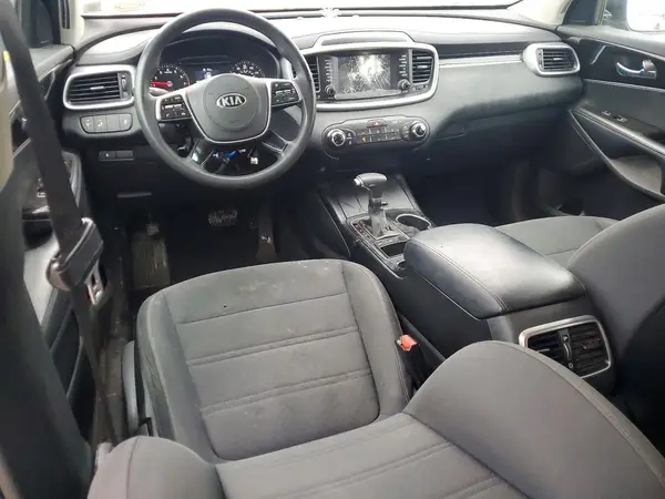 5XYPGDA38LG651871 2020 KIA SORENTO - Image 8