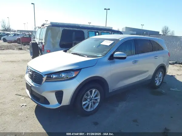 5XYPGDA38LG678620 2020 KIA SORENTO - Image 2