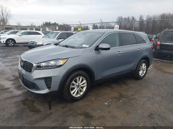 5XYPGDA38LG678634 2020 KIA SORENTO - Image 2