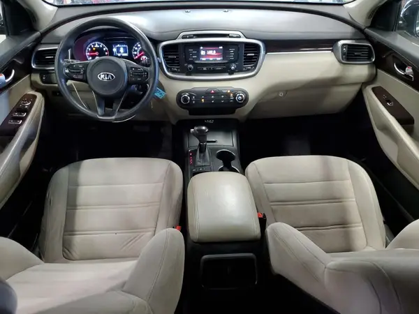 5XYPGDA39GG009360 2016 KIA SORENTO - Image 8