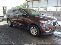 5XYPGDA39GG016566 2016 KIA SORENTO