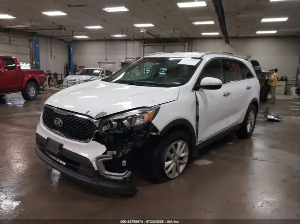 5XYPGDA39GG020035 2016 KIA SORENTO - Image 2