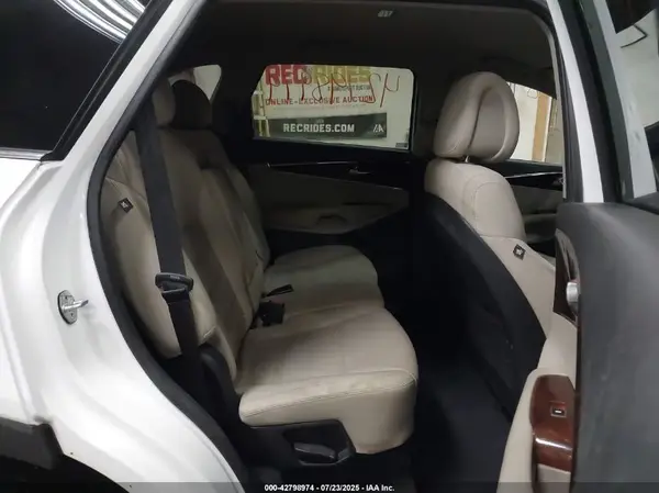 5XYPGDA39GG020035 2016 KIA SORENTO - Image 8