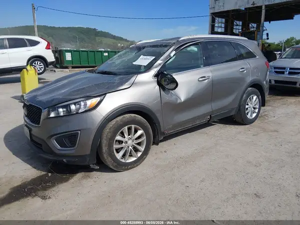 5XYPGDA39GG020262 2016 KIA SORENTO - Image 2