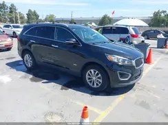 5XYPGDA39GG021007 2016 KIA SORENTO