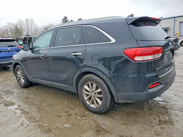 5XYPGDA39GG023632 2016 KIA SORENTO - Image 2