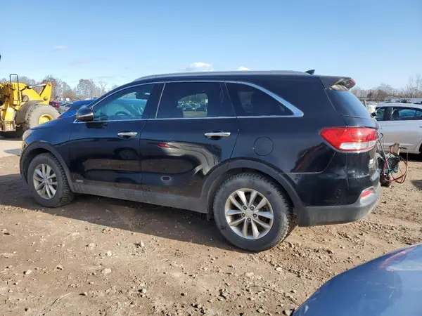 5XYPGDA39GG024876 2016 KIA SORENTO - Image 2