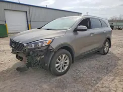 5XYPGDA39GG031147 2016 KIA SORENTO