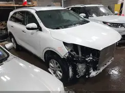 5XYPGDA39GG038938 2016 KIA SORENTO