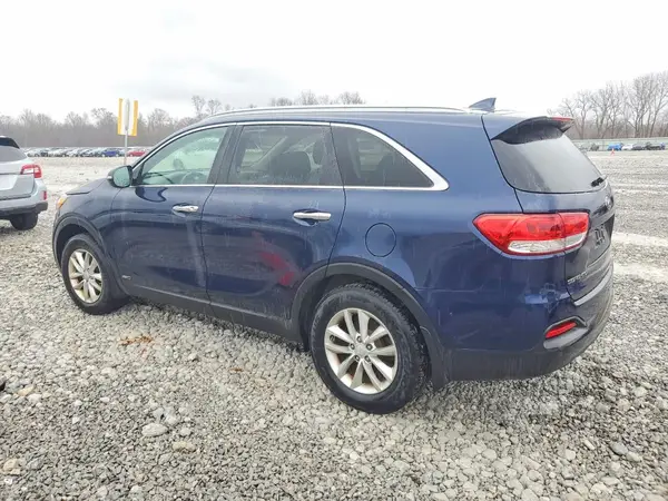5XYPGDA39GG039488 2016 KIA SORENTO - Image 2