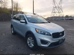 5XYPGDA39GG041158 2016 KIA SORENTO