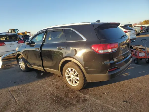 5XYPGDA39GG046988 2016 KIA SORENTO - Image 2
