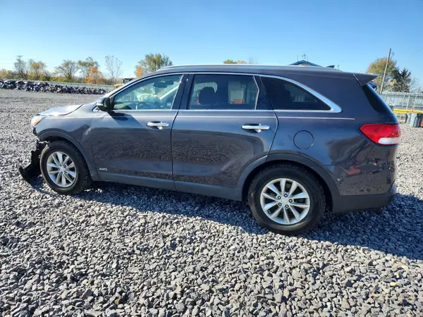 5XYPGDA39GG051155 2016 KIA SORENTO - Image 2