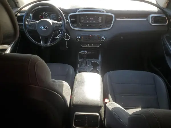 5XYPGDA39GG057490 2016 KIA SORENTO - Image 8