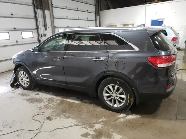 5XYPGDA39GG076458 2016 KIA SORENTO - Image 2