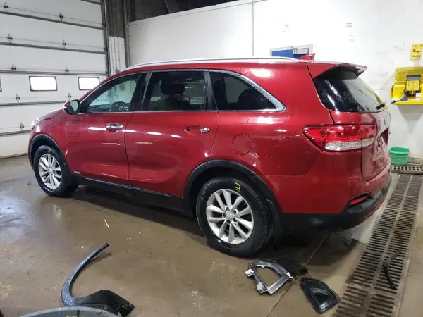 5XYPGDA39GG096709 2016 KIA SORENTO - Image 2
