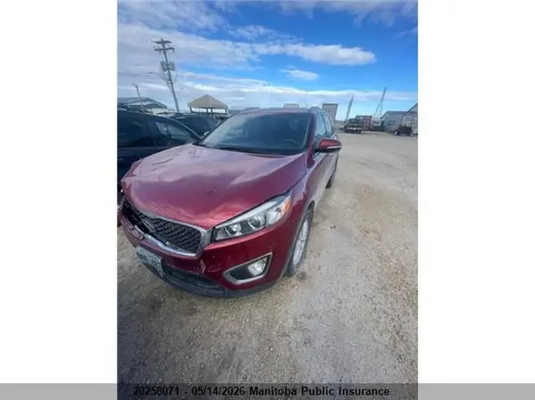 5XYPGDA39GG102167 2016 KIA SORENTO - Image 2