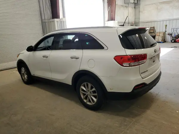5XYPGDA39GG108275 2016 KIA SORENTO - Image 2