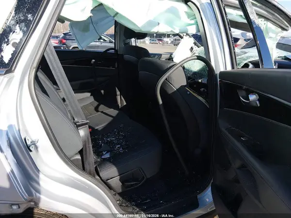 5XYPGDA39GG127294 2016 KIA SORENTO - Image 8