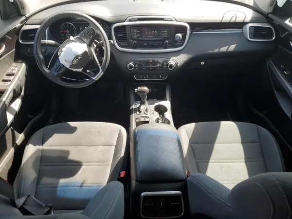 5XYPGDA39GG147965 2016 KIA SORENTO - Image 8