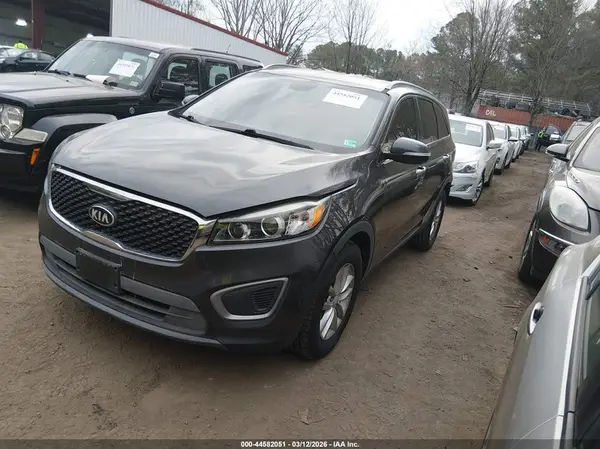 5XYPGDA39GG148971 2016 KIA SORENTO - Image 2