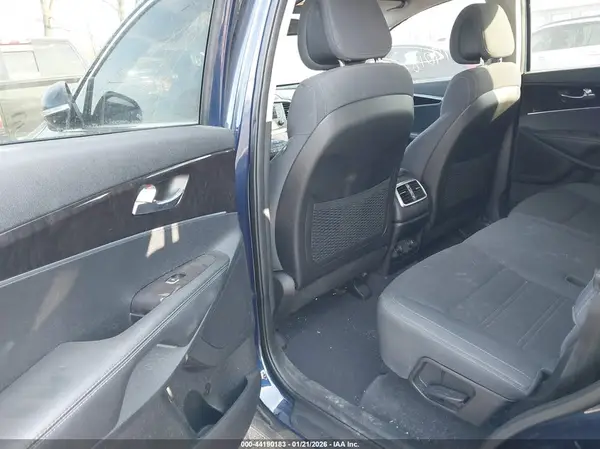 5XYPGDA39GG149537 2016 KIA SORENTO - Image 8