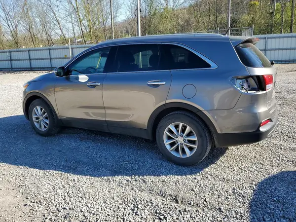 5XYPGDA39GG158500 2016 KIA SORENTO - Image 2