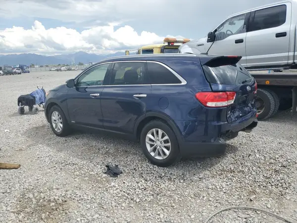 5XYPGDA39GG163793 2016 KIA SORENTO - Image 2