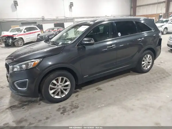 5XYPGDA39GG170291 2016 KIA SORENTO - Image 2