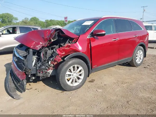 5XYPGDA39GG173725 2016 KIA SORENTO - Image 2