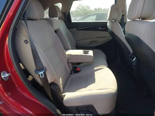 5XYPGDA39GG173725 2016 KIA SORENTO - Image 8