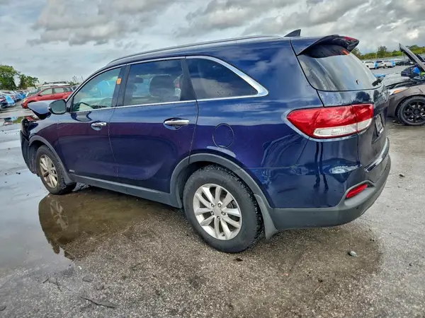 5XYPGDA39GG175796 2016 KIA SORENTO - Image 2