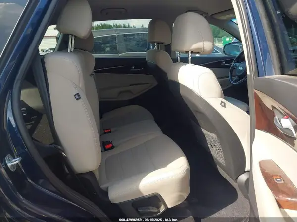 5XYPGDA39HG197184 2017 KIA SORENTO - Image 8