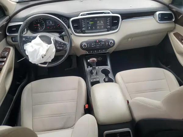5XYPGDA39HG203694 2017 KIA SORENTO - Image 8