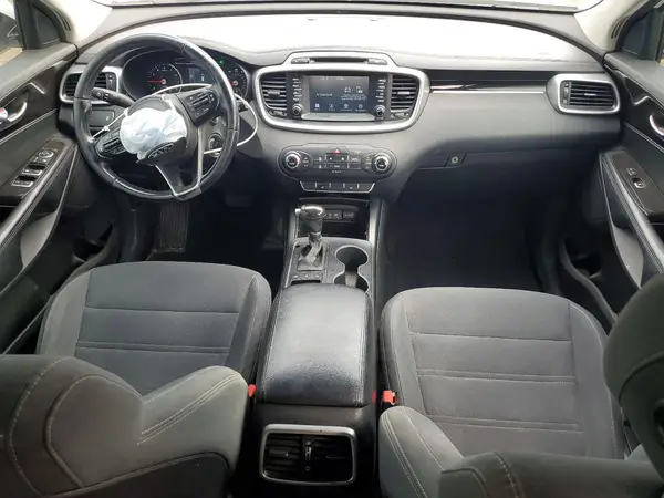 5XYPGDA39HG206594 2017 KIA SORENTO - Image 8