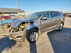 5XYPGDA39HG250319 2017 KIA SORENTO