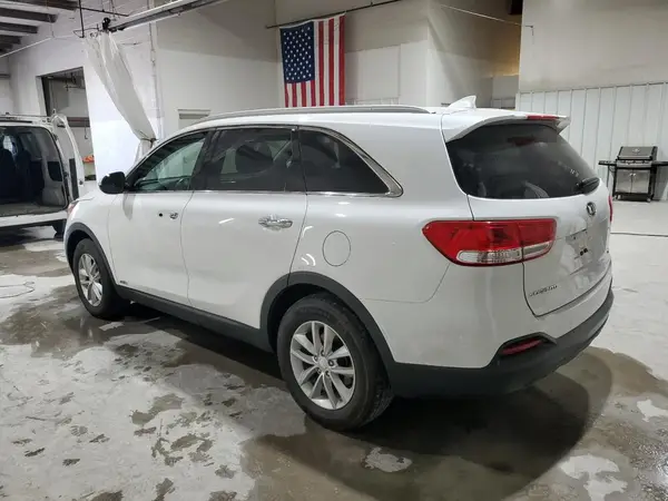5XYPGDA39HG269436 2017 KIA SORENTO - Image 2