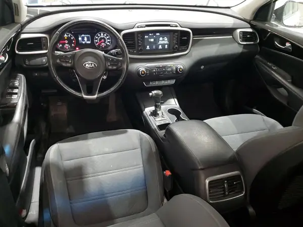 5XYPGDA39HG269436 2017 KIA SORENTO - Image 8