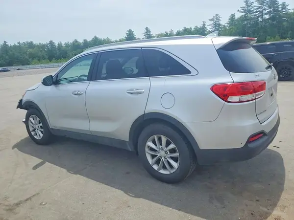 5XYPGDA39HG273485 2017 KIA SORENTO - Image 2