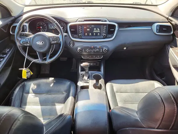 5XYPGDA39HG275074 2017 KIA SORENTO - Image 8