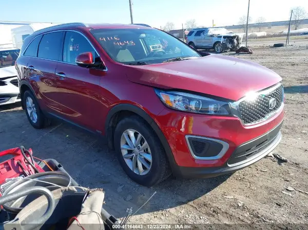 5XYPGDA39HG275334 2017 KIA SORENTO - Image 1