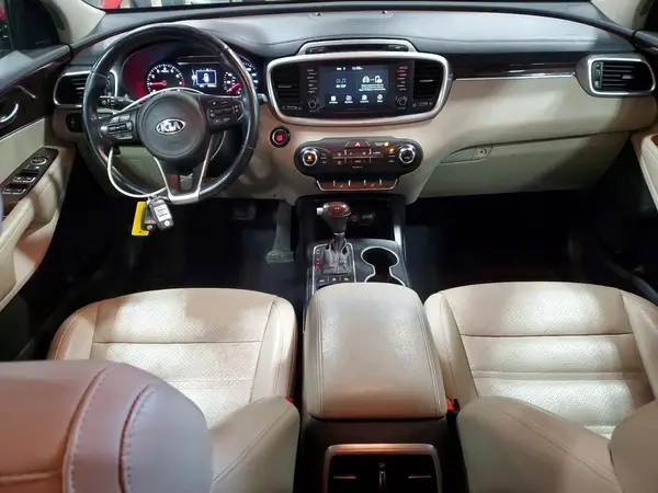 5XYPGDA39HG278105 2017 KIA SORENTO - Image 8