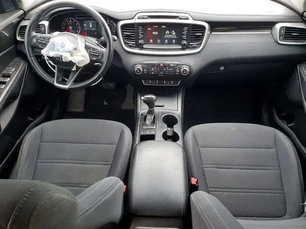 5XYPGDA39HG284549 2017 KIA SORENTO - Image 8